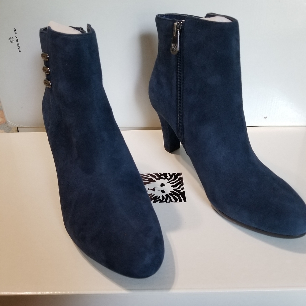 Anne Klein boots